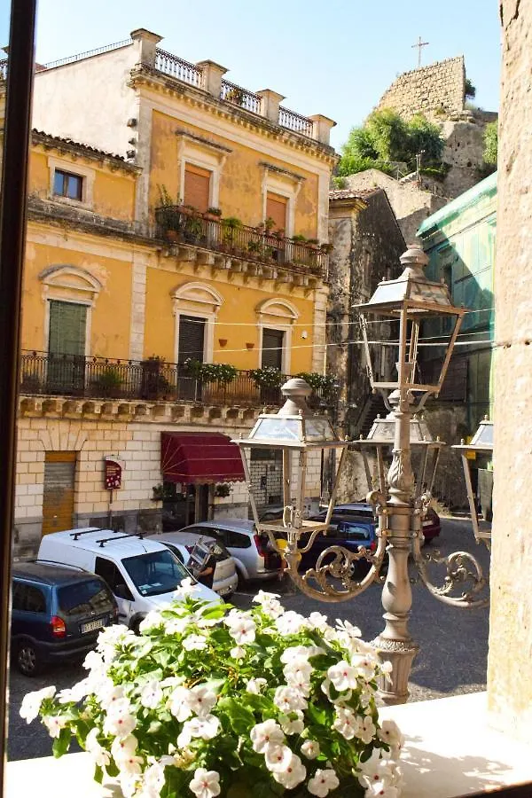 Residence Lauria Castiglione di Sicilia Apartman
